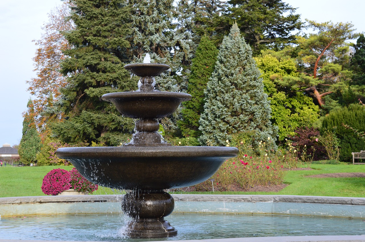 Fuentes de jardín: bomba, caudal, electricidad y cuidados